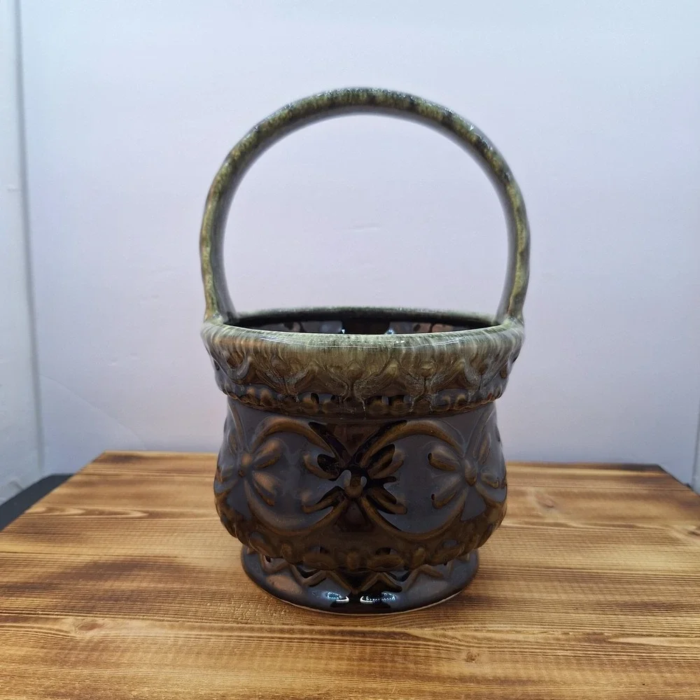 Vintage Hull Ceramic Basket Planter With Handle Dark Green Brown Made in USA‎